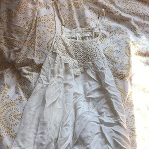 AEROPOSTALE LACE DETAILING TANK TOP